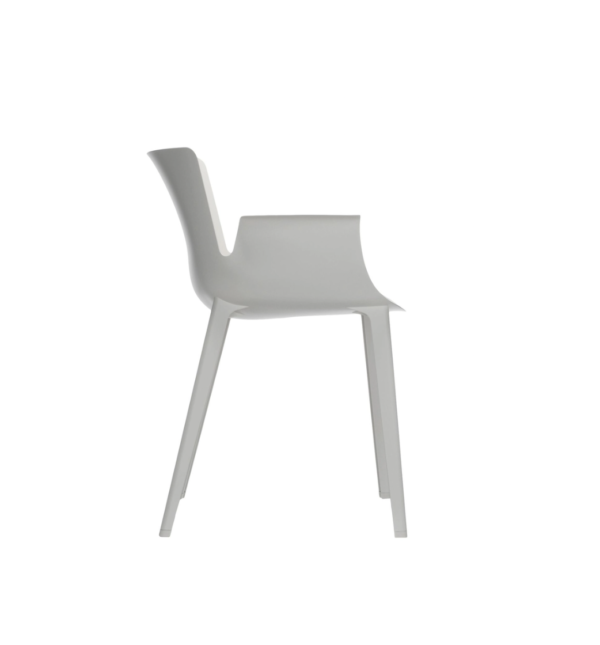 Piuma Chair By Kartell in White. Side View